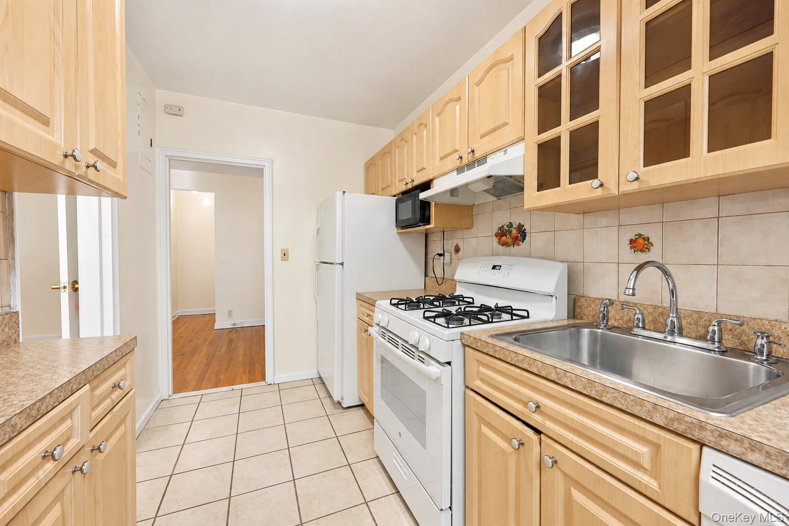 151 E Hartsdale Avenue 2b Property Photo 15