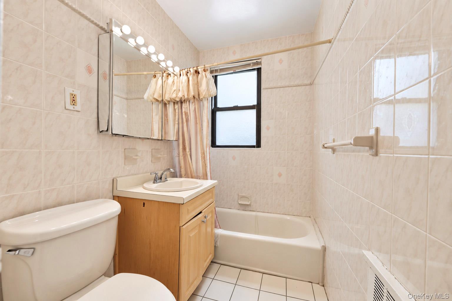 151 E Hartsdale Avenue 2b Property Photo 17