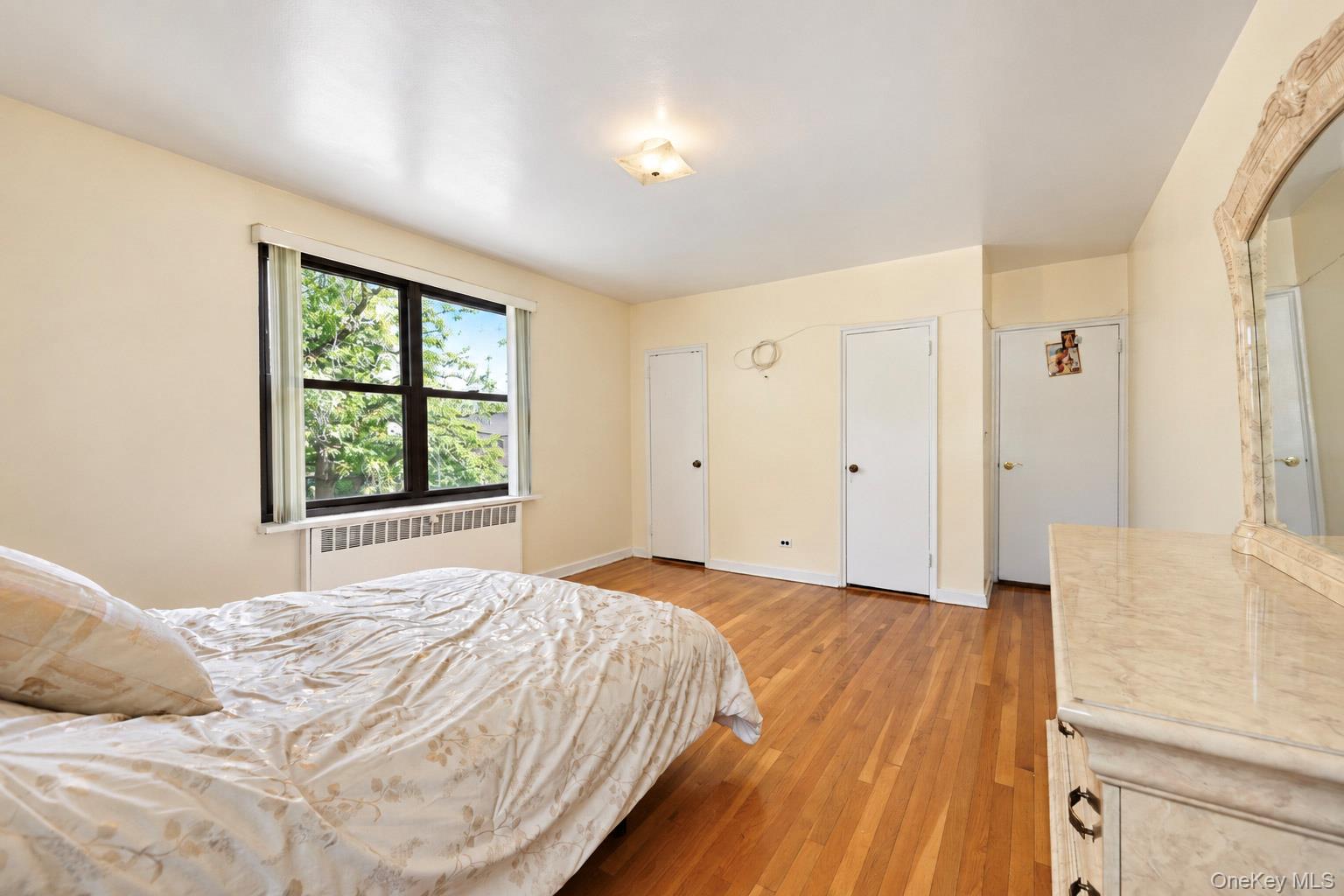 151 E Hartsdale Avenue 2b Property Photo 20