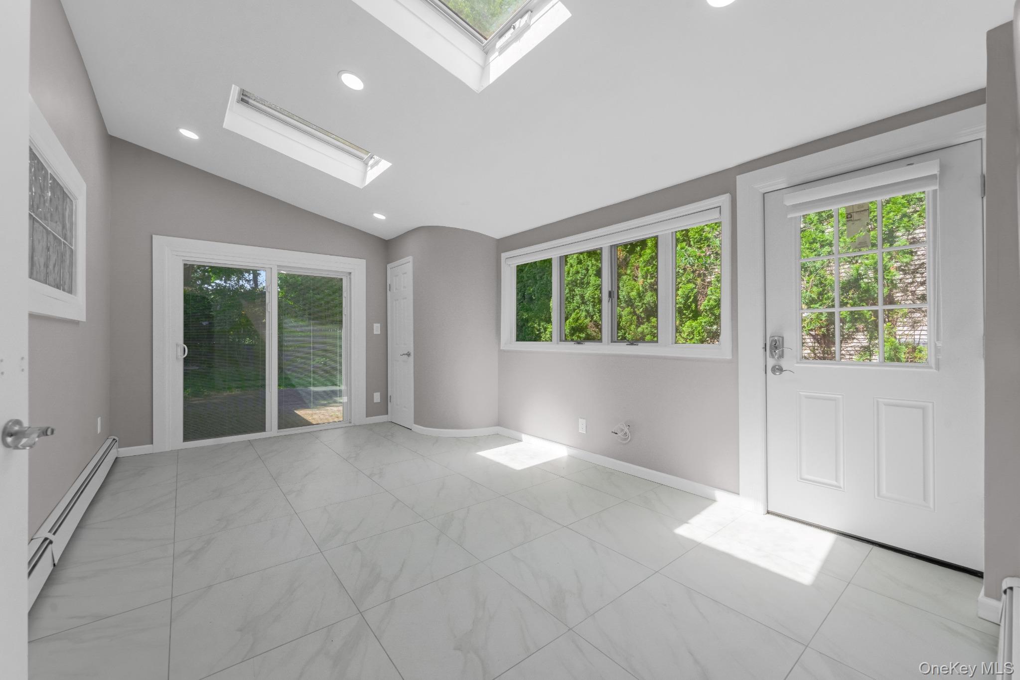 19 Ridge Drive Property Photo 14