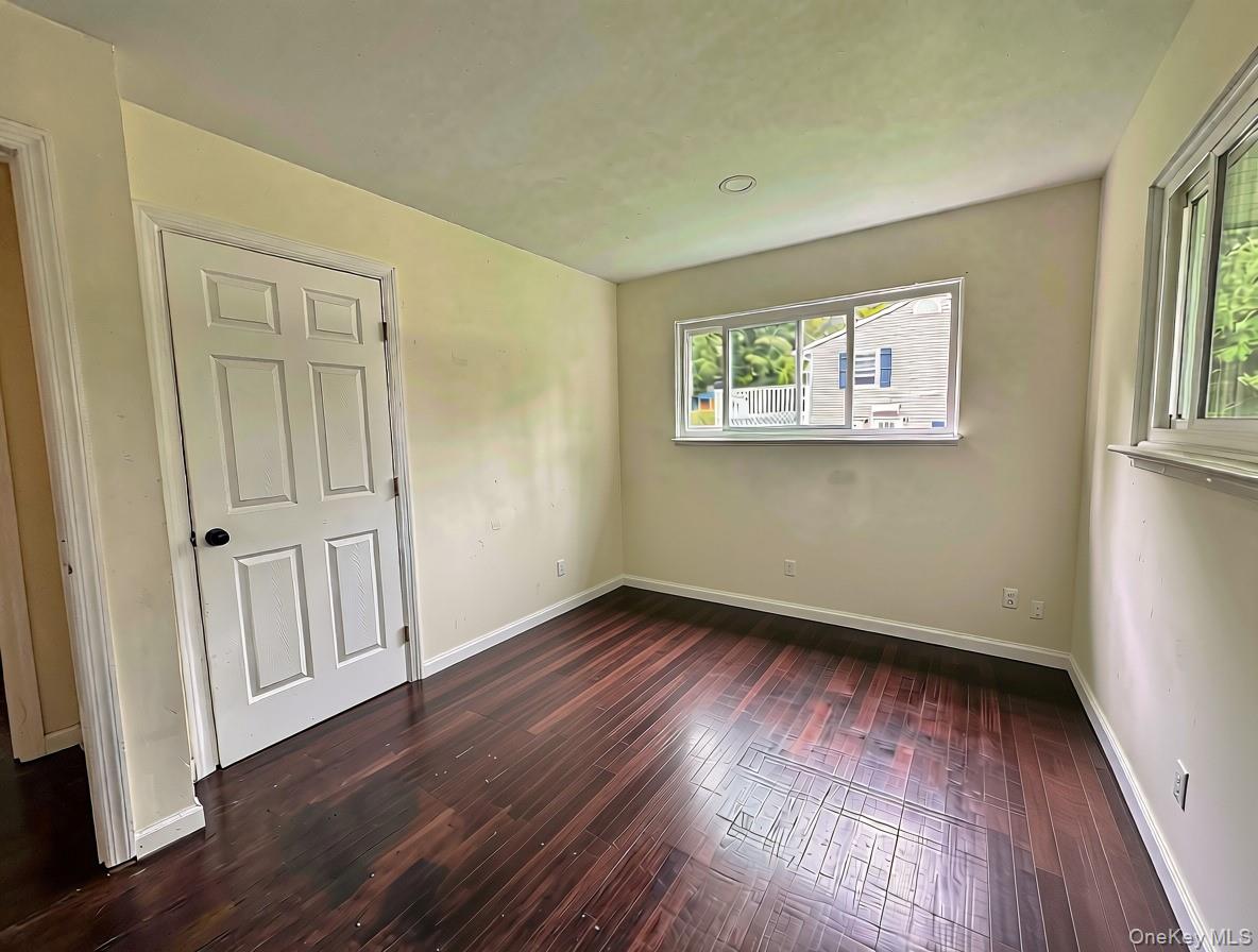 11 Everett Road Property Photo 16