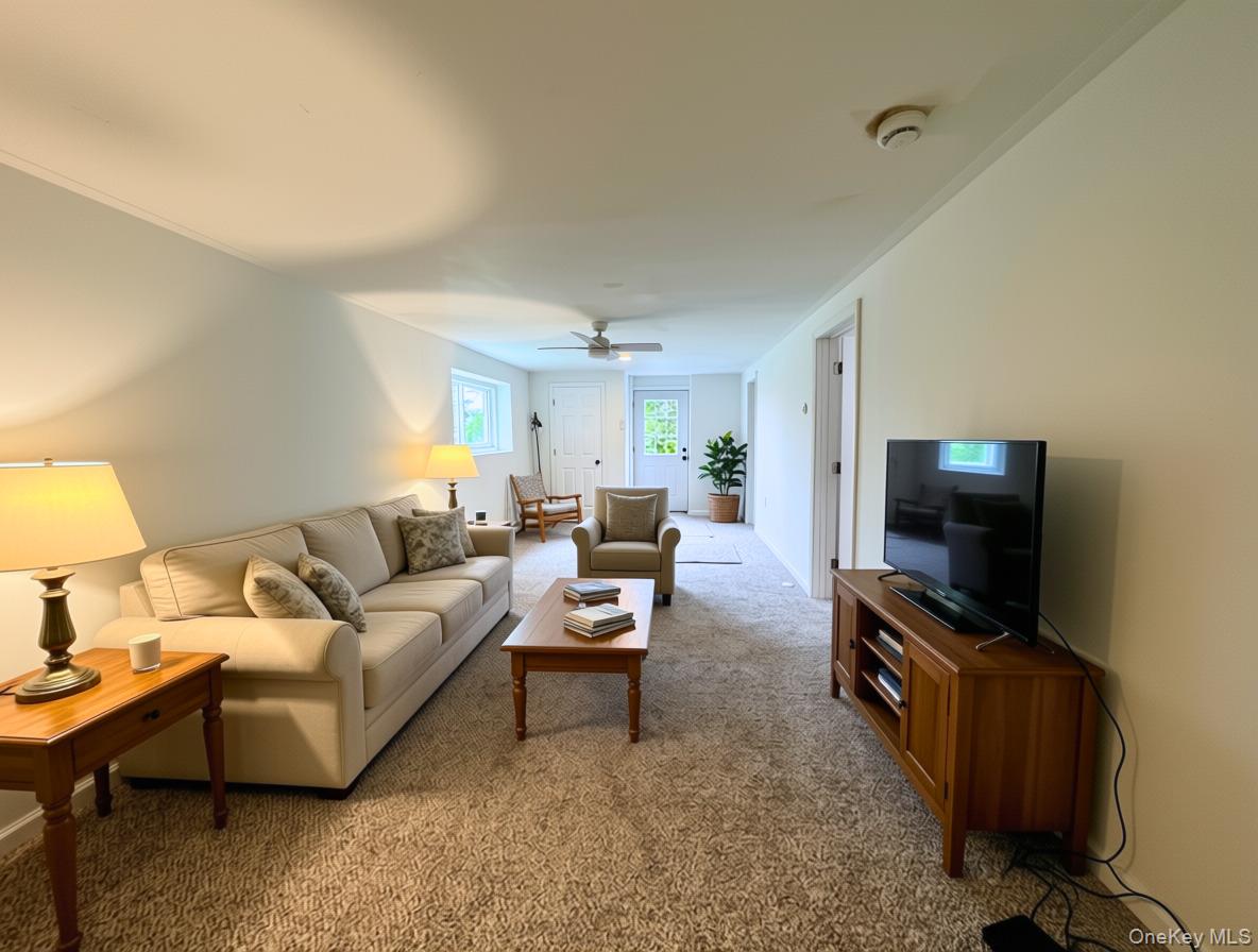 11 Everett Road Property Photo 19