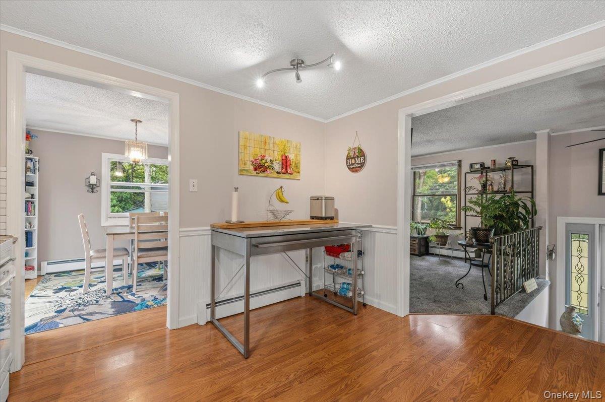 393 Railroad Avenue Property Photo 14