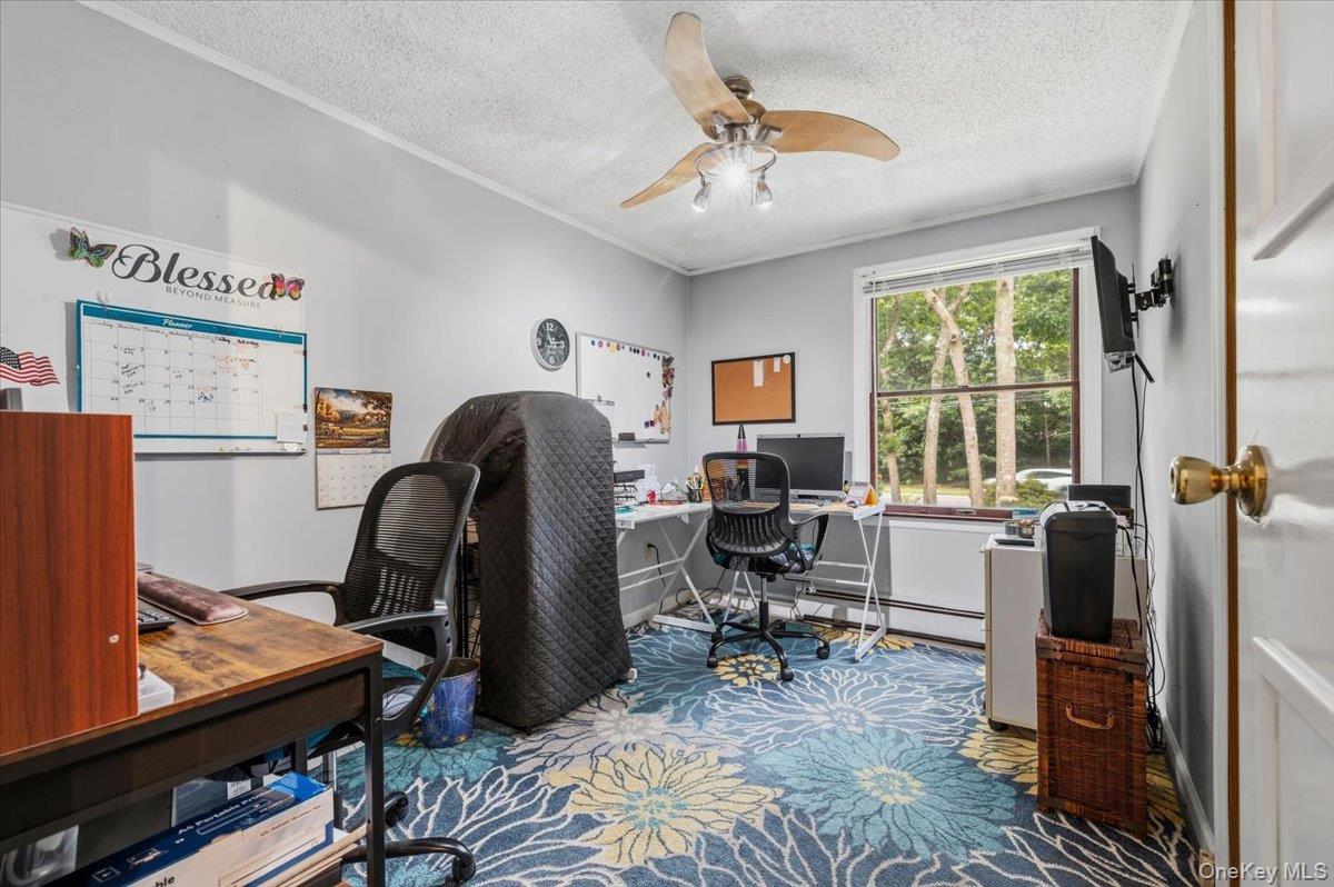 393 Railroad Avenue Property Photo 19