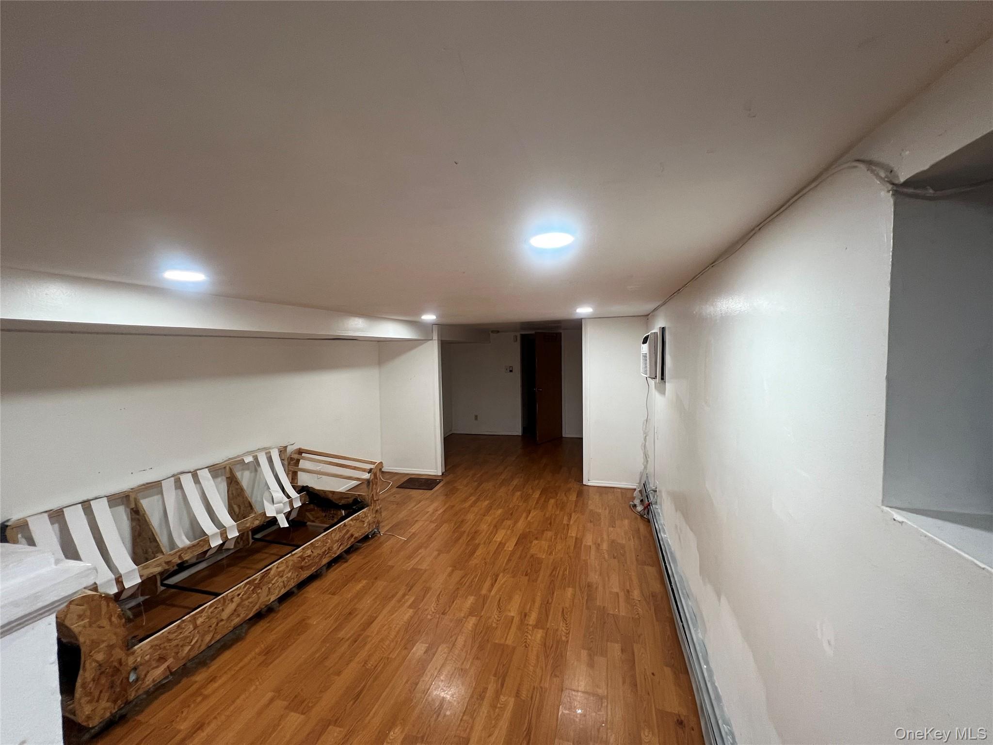 1615 E 51st Street Property Photo 10