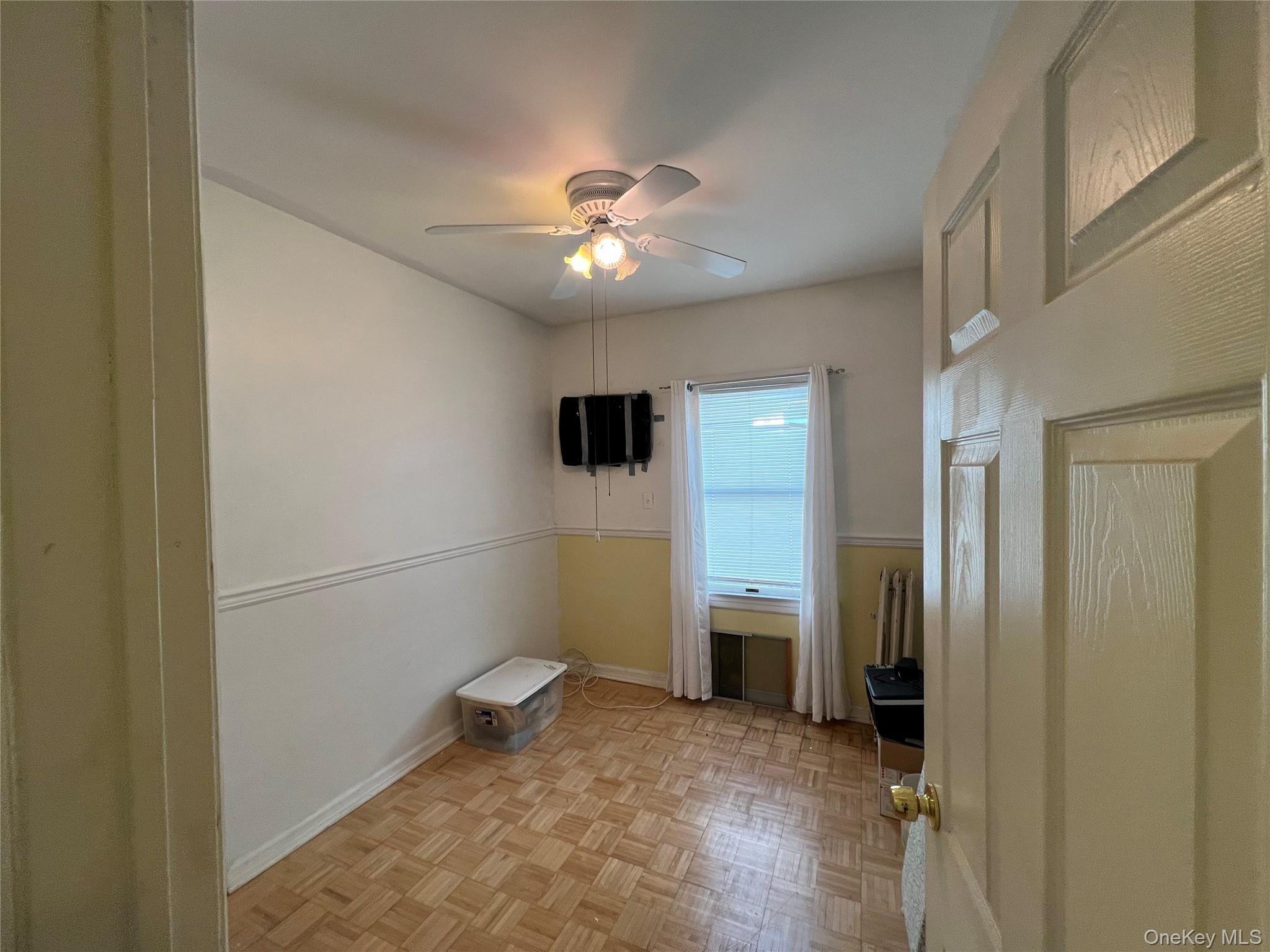 1615 E 51st Street Property Photo 17