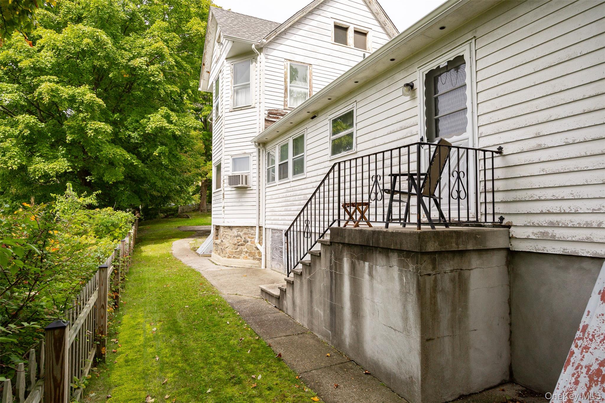 15 Cedar Street Property Photo 7
