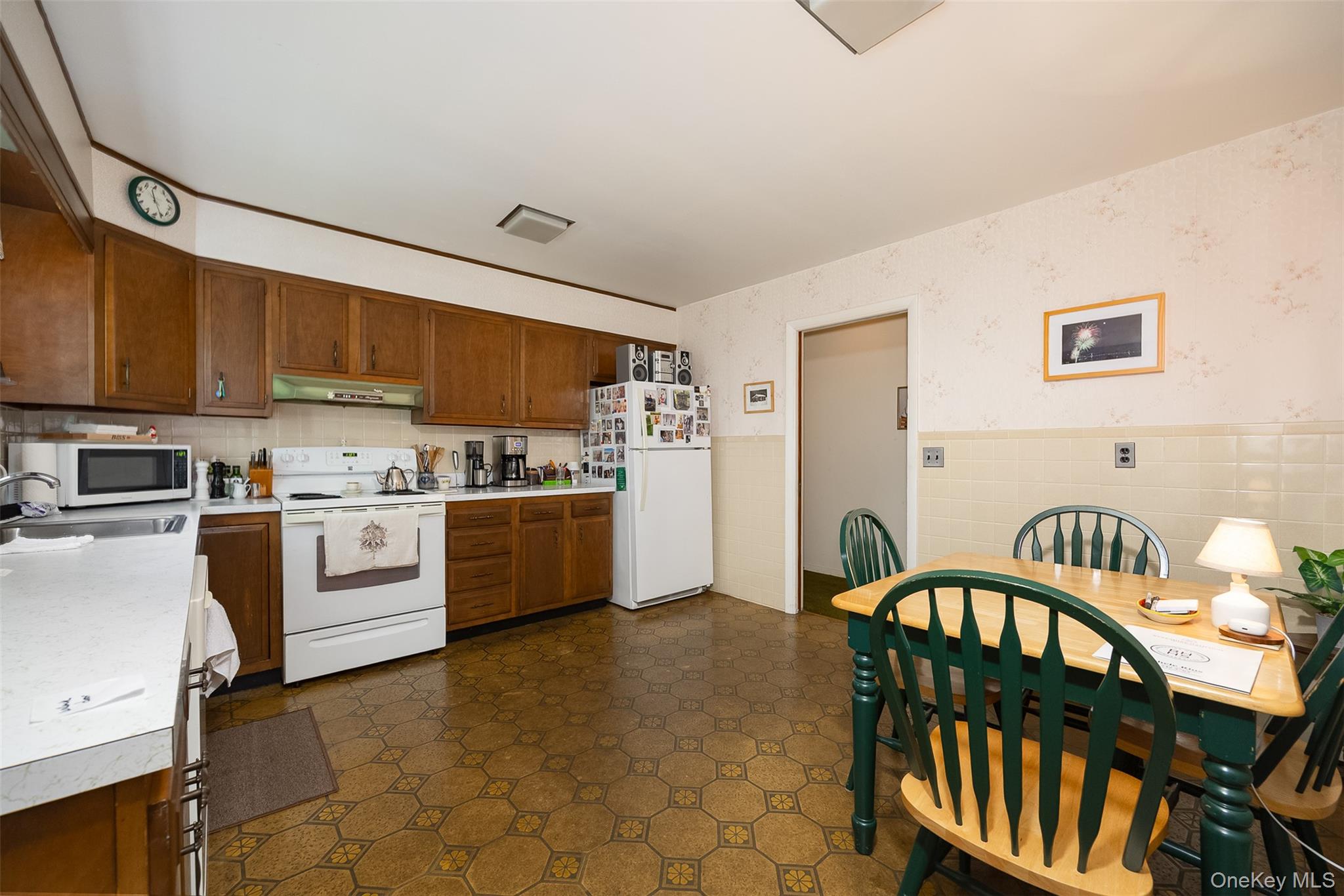 15 Cedar Street Property Photo 31