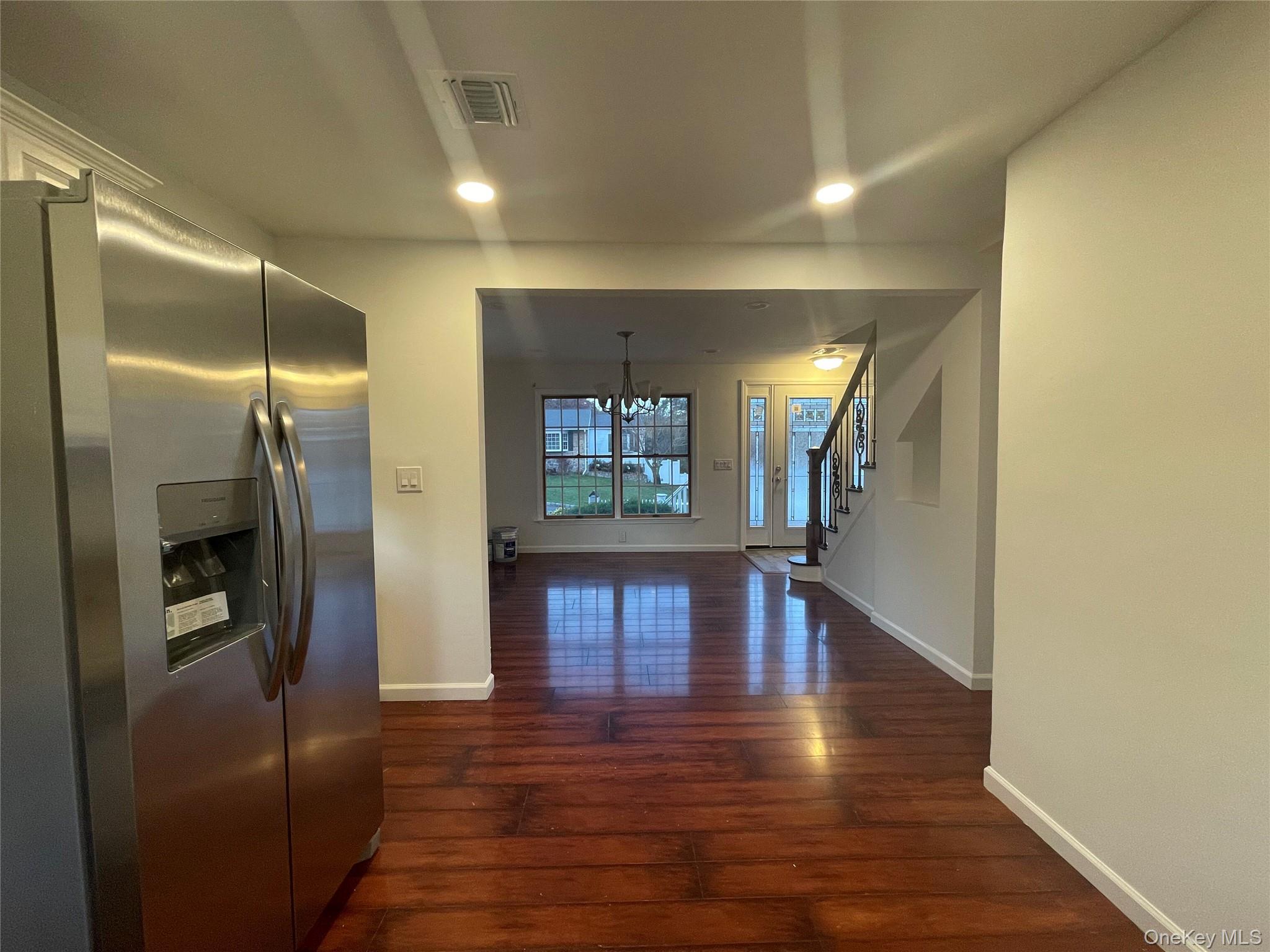 368 Ontario Street Property Photo 4
