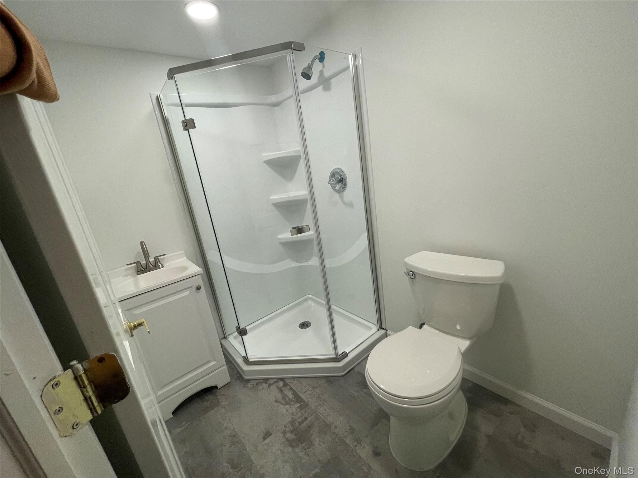 368 Ontario Street Property Photo 15
