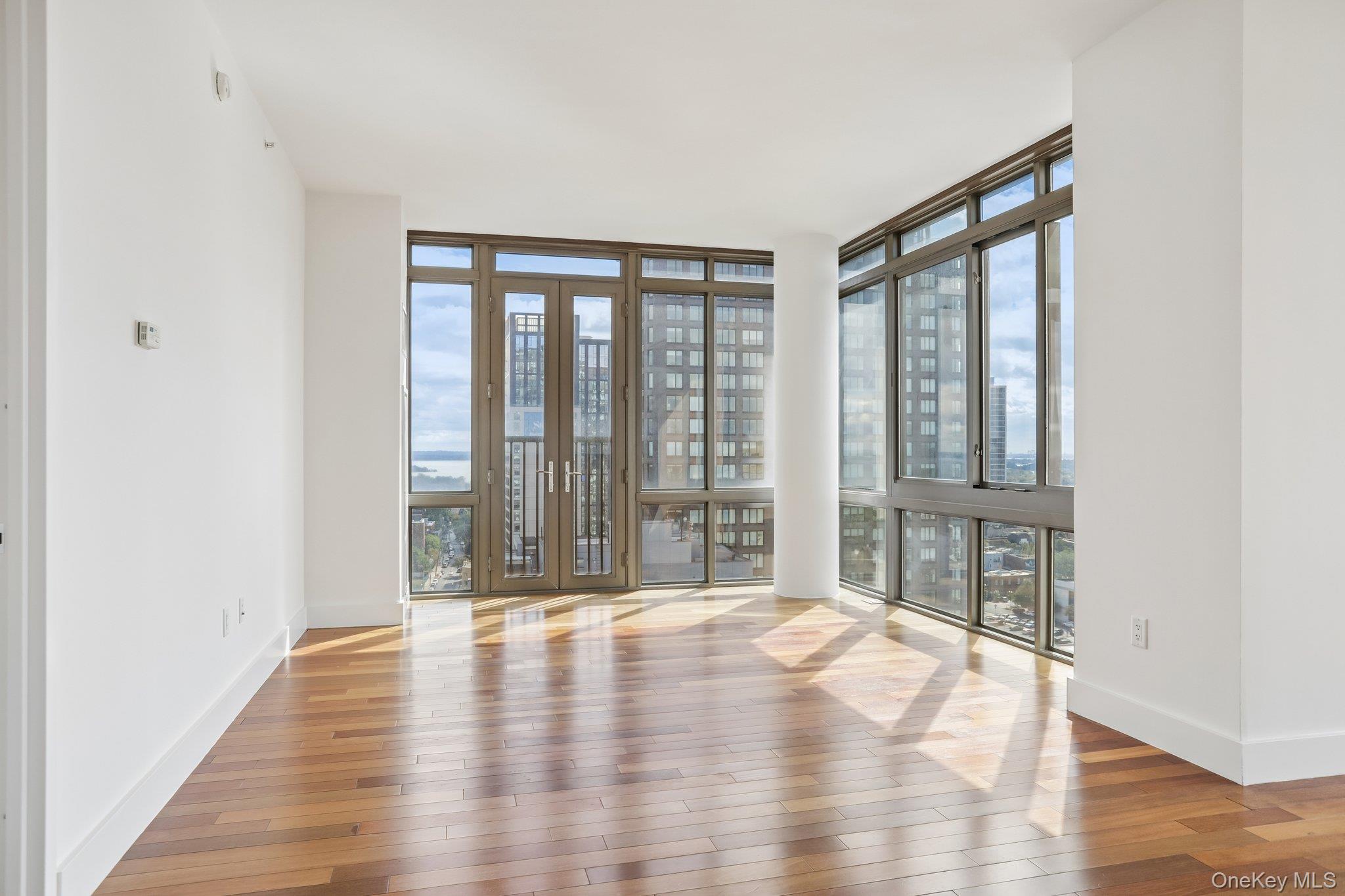 175 Huguenot Street 2006 Property Photo 2