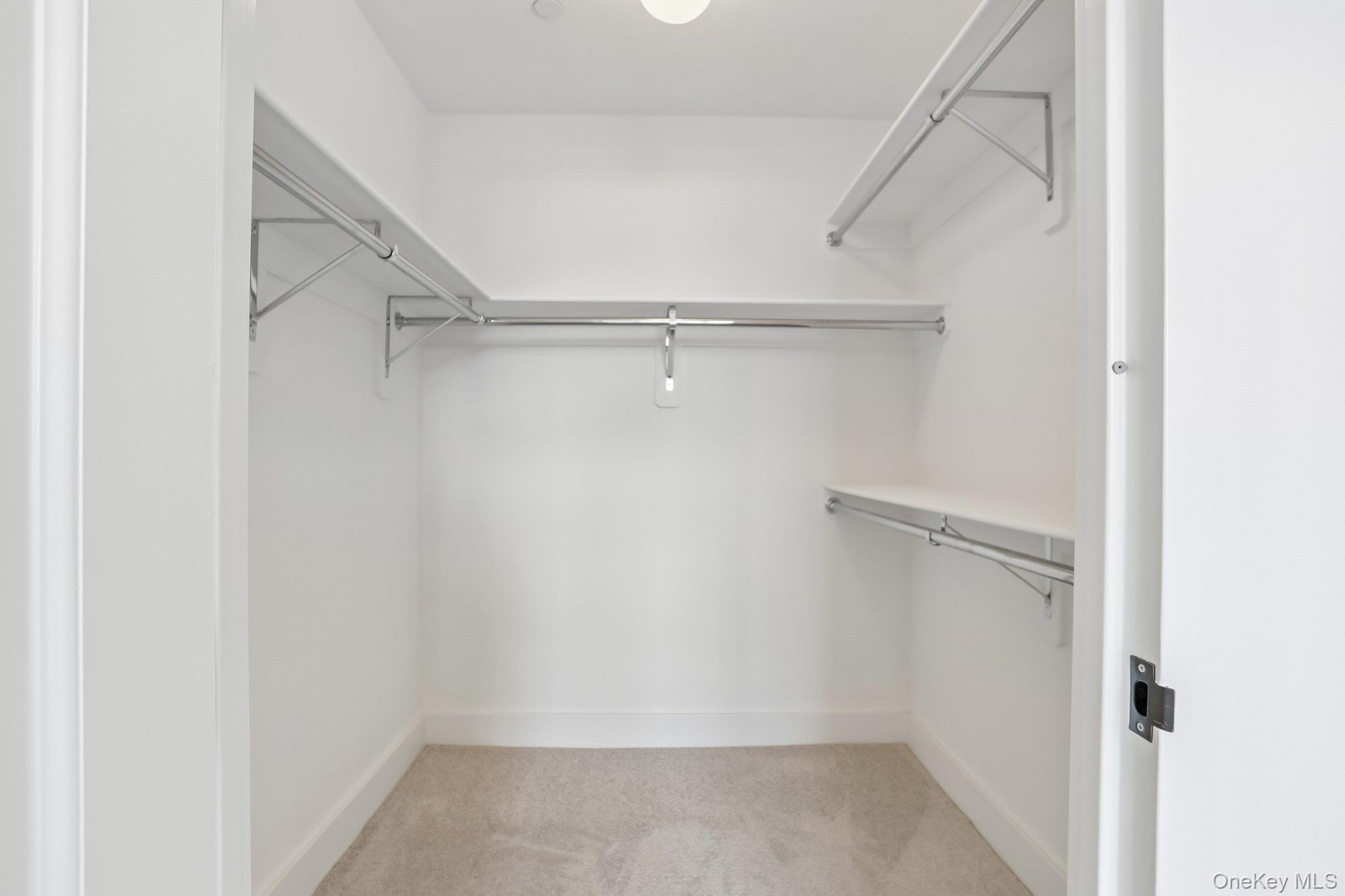 175 Huguenot Street 2006 Property Photo 20