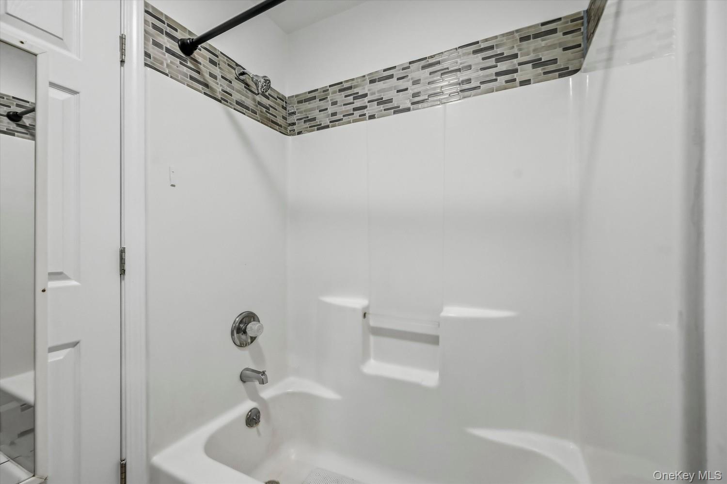 160 Pirog Road Property Photo 14