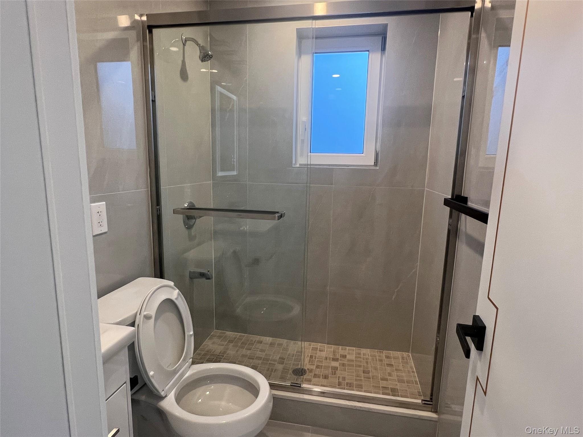 160-31 73rd Avenue 2fl Property Photo 6