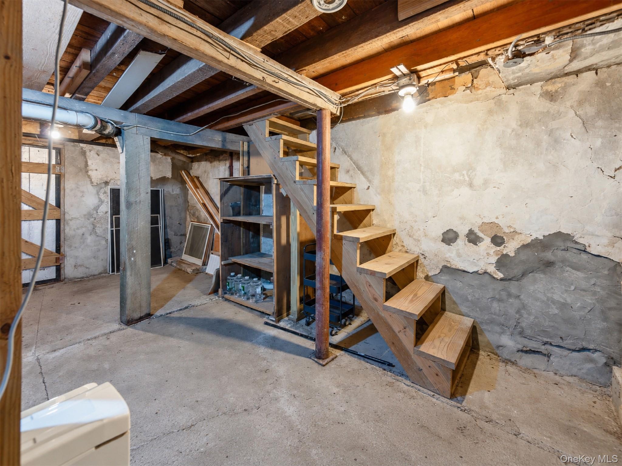 48 Tompkins Street Property Photo 34