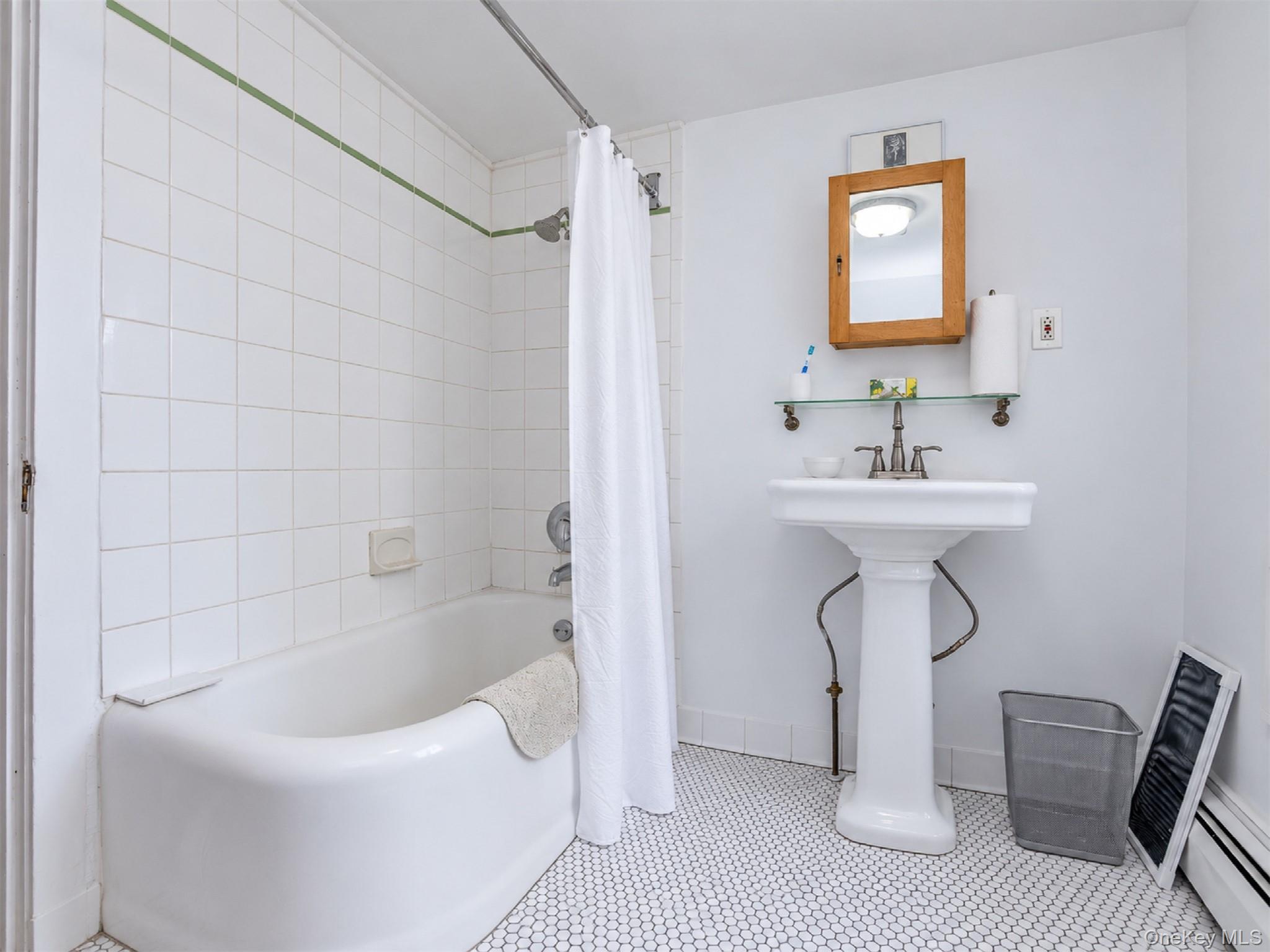 48 Tompkins Street Property Photo 35