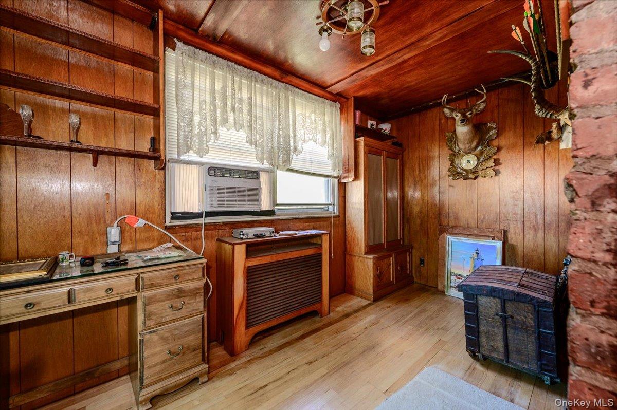 631 Kimball Avenue Property Photo 11