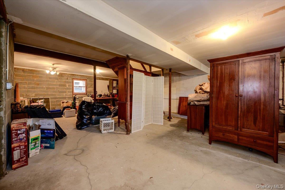77 W Devonia Avenue Property Photo 15