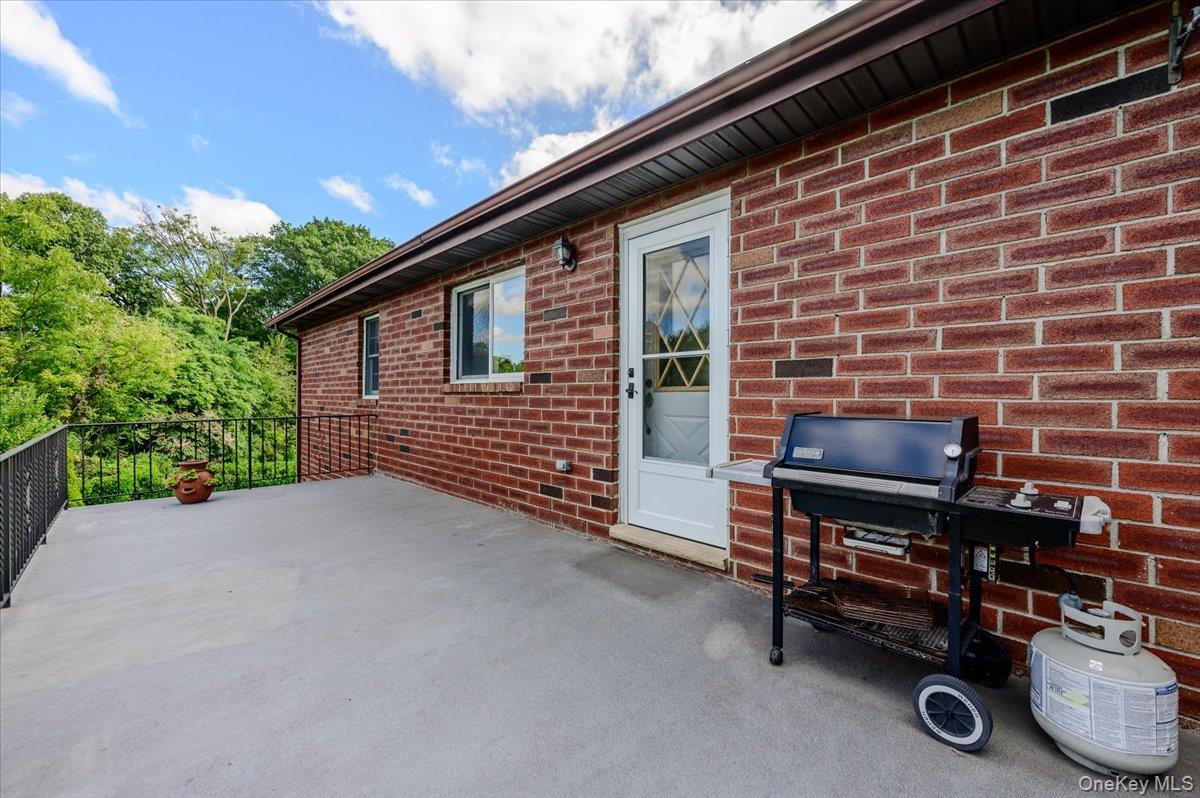 77 W Devonia Avenue Property Photo 19