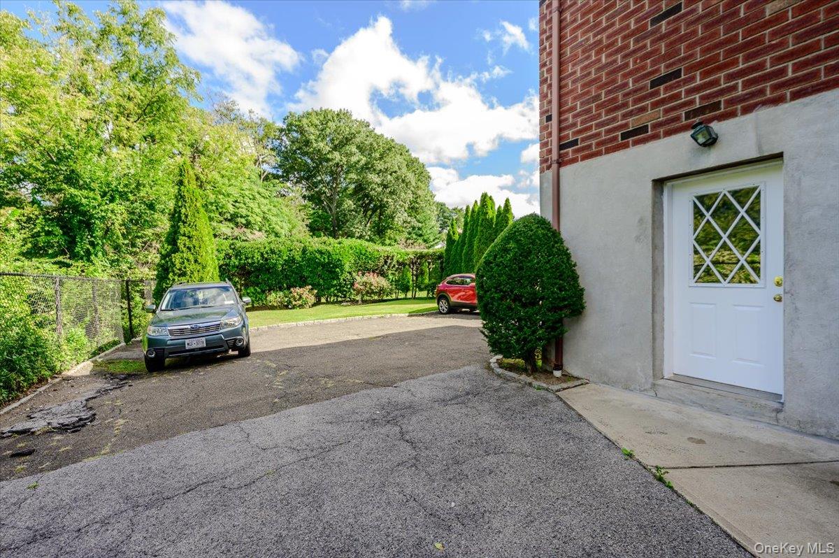 77 W Devonia Avenue Property Photo 26