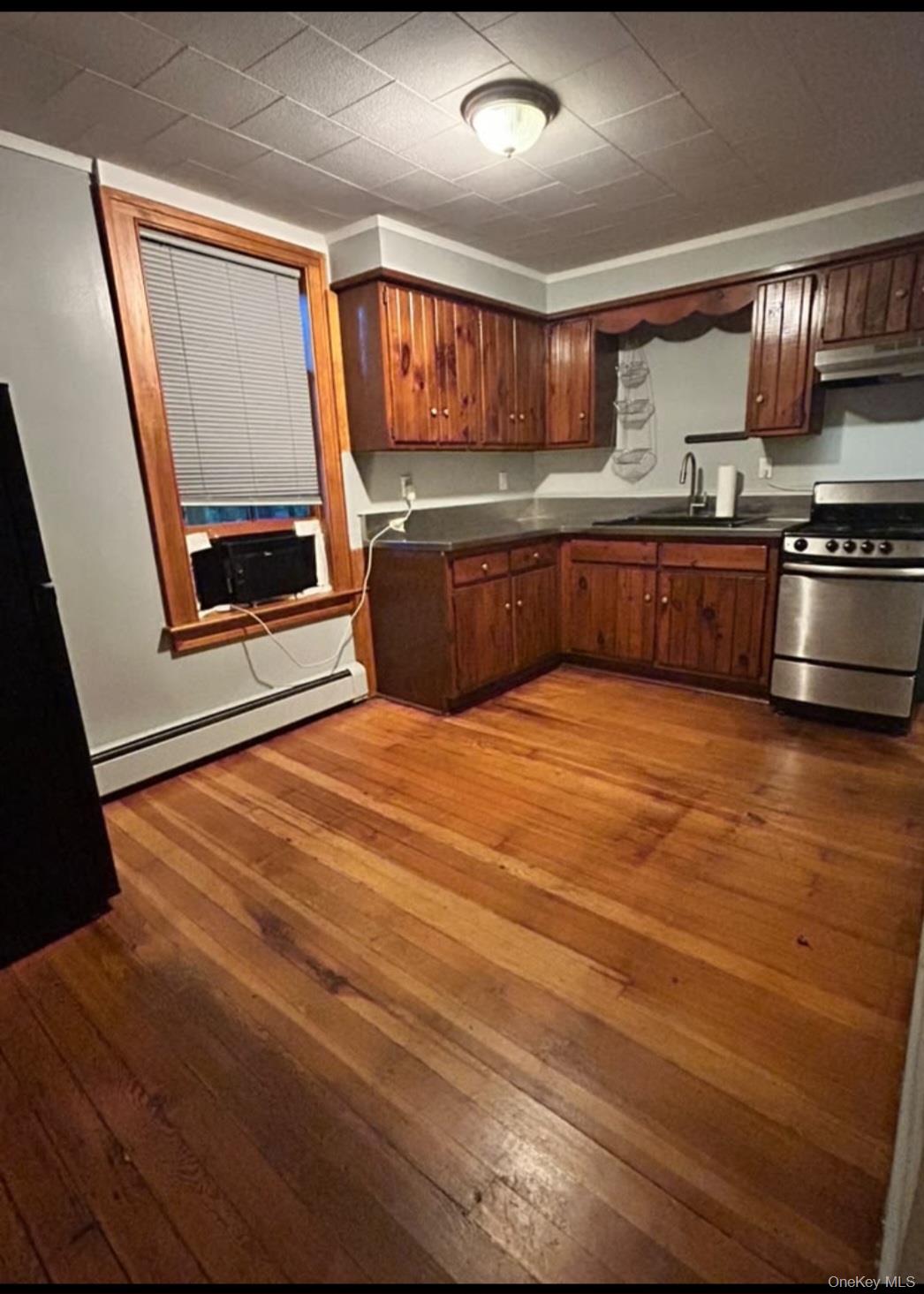 34 Spring Valley Street Property Photo 4