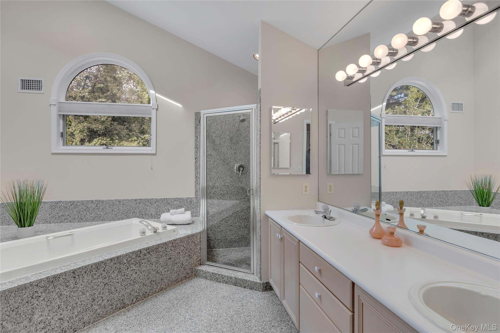 6 Gerriet Court Property Photo 16