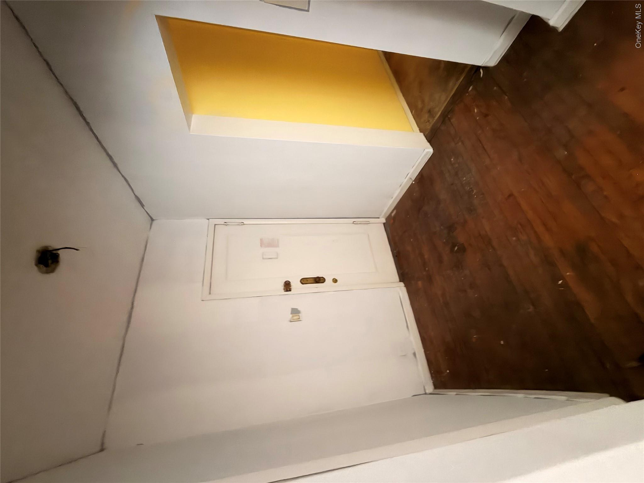 4414 Cayuga Avenue 1b Property Photo 6