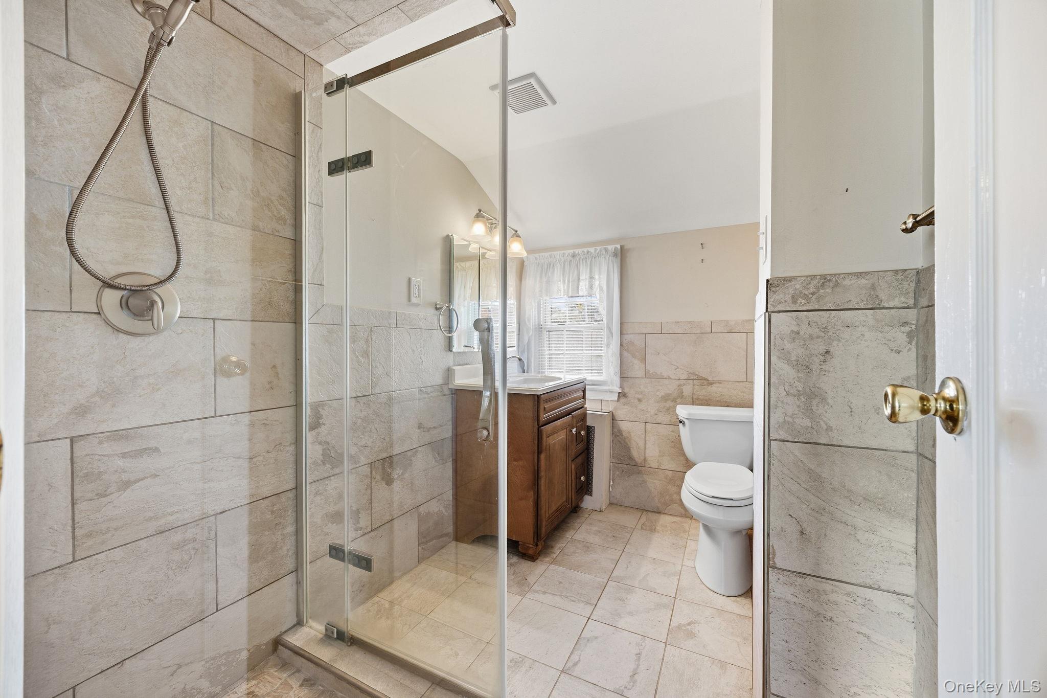 135 Fairfield Avenue Property Photo 12