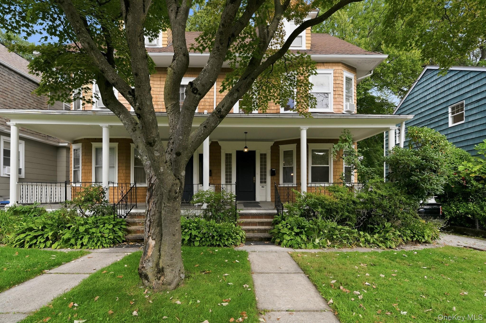 82 Quinby Avenue Property Photo 1