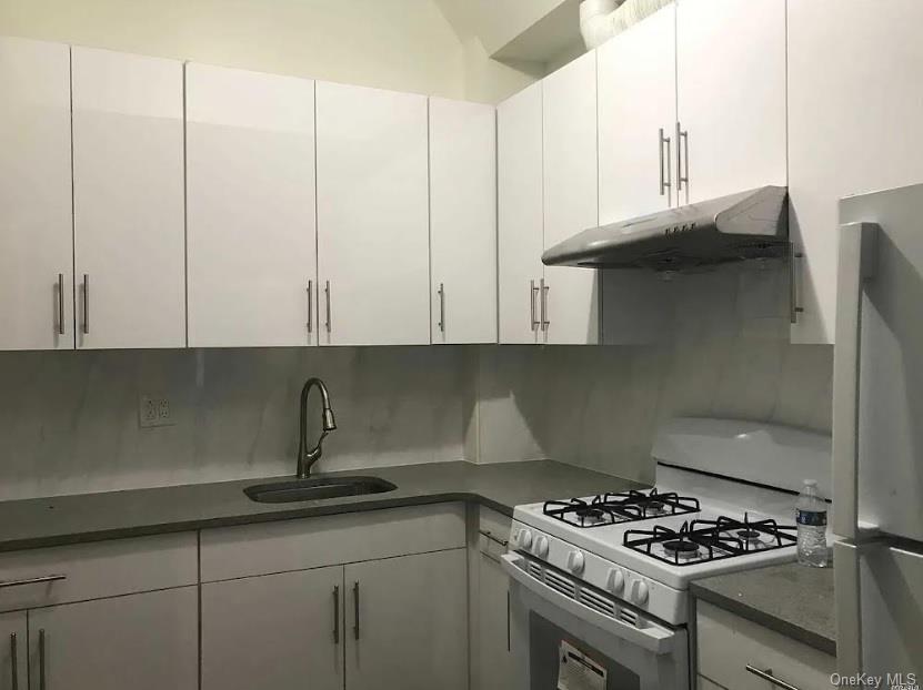 42-60 Colden Street 1b Property Photo 4