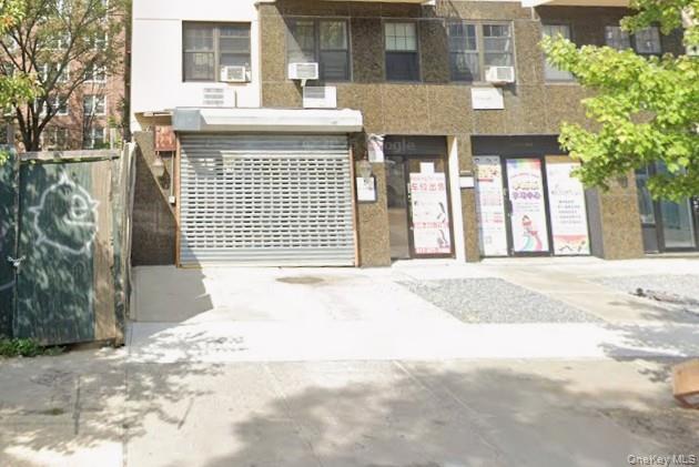 14477 Barclay Avenue P2 Property Photo 1