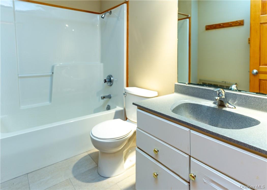5 E Main Street 3 Property Photo 21