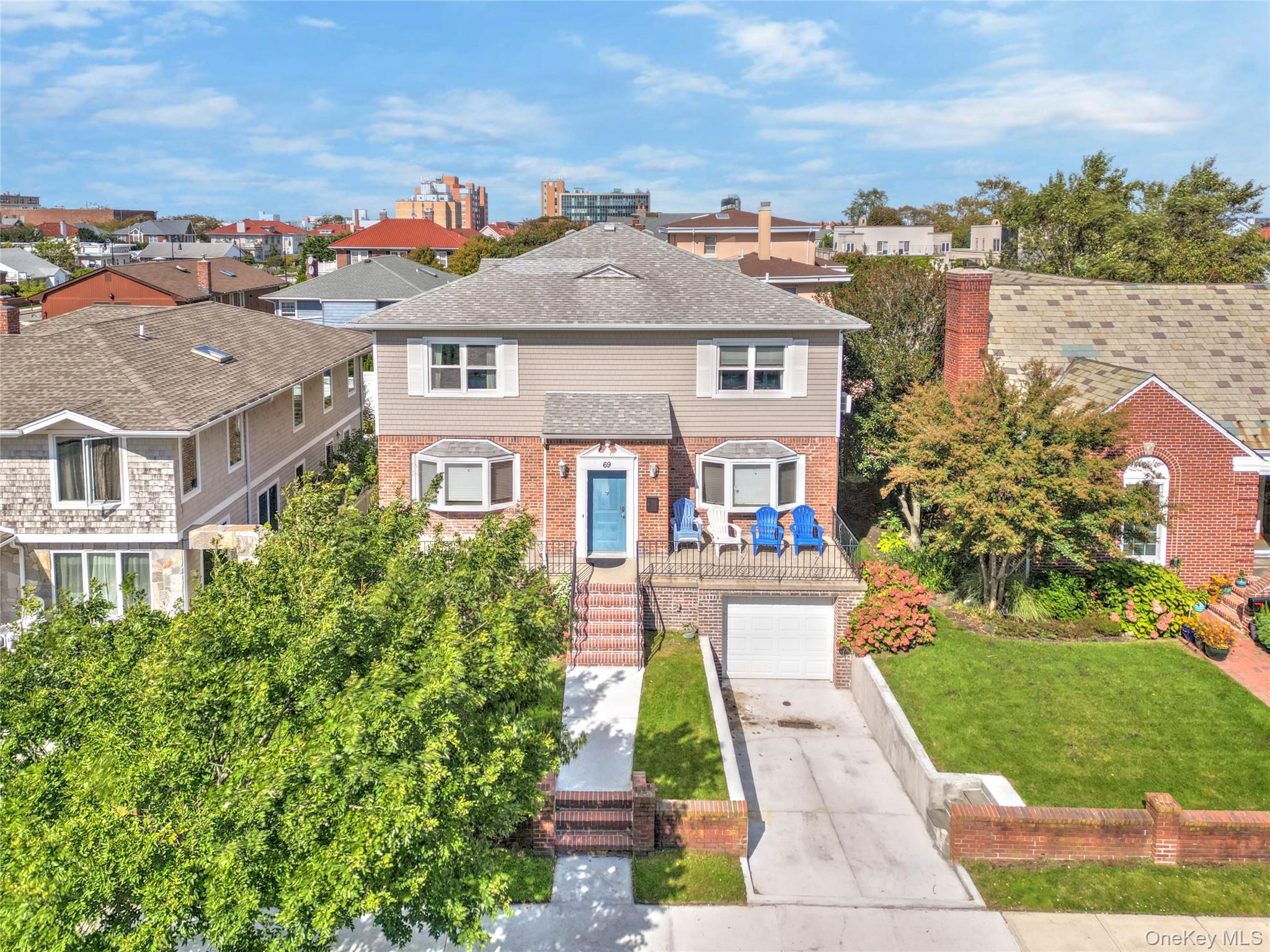 69 W Penn Street Property Photo 1