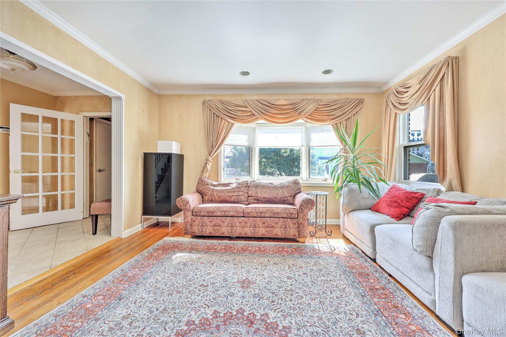 69 W Penn Street Property Photo 8