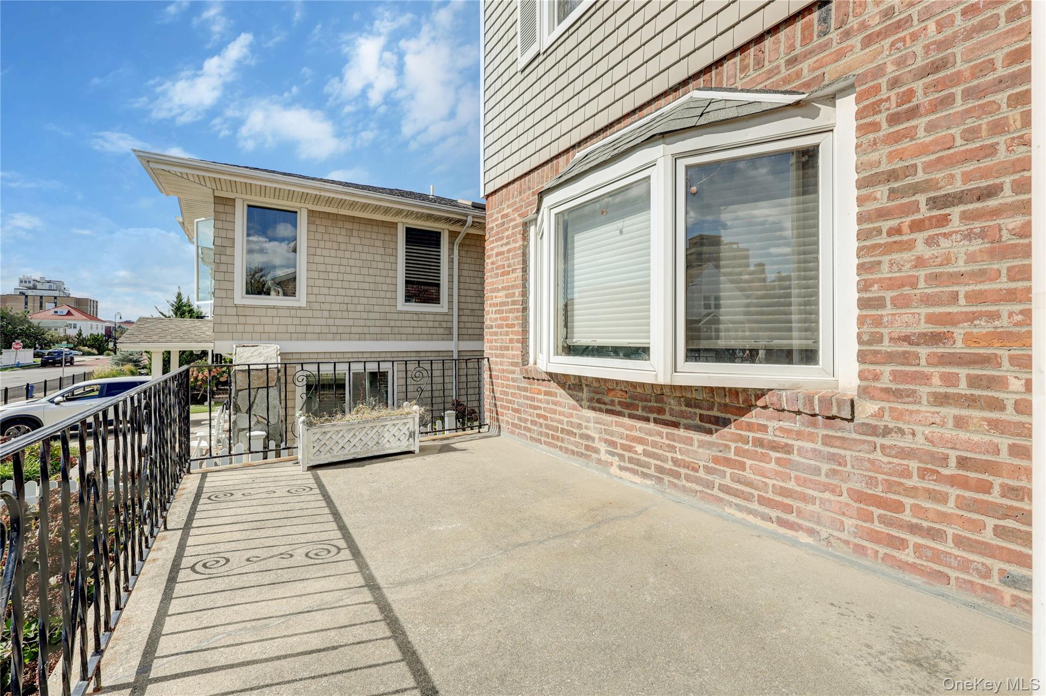 69 W Penn Street Property Photo 24