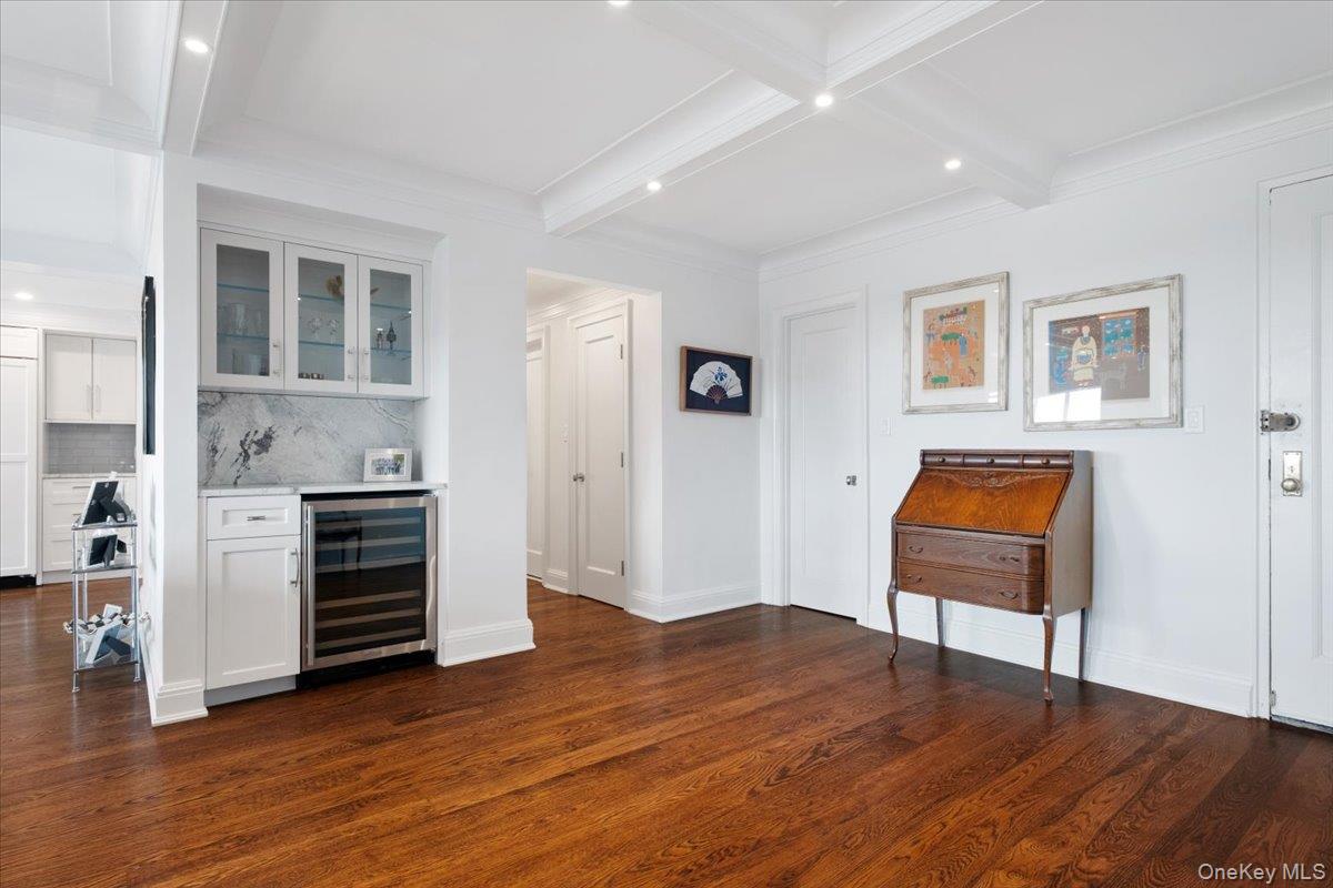 3 Washington Square 6b Property Photo 4