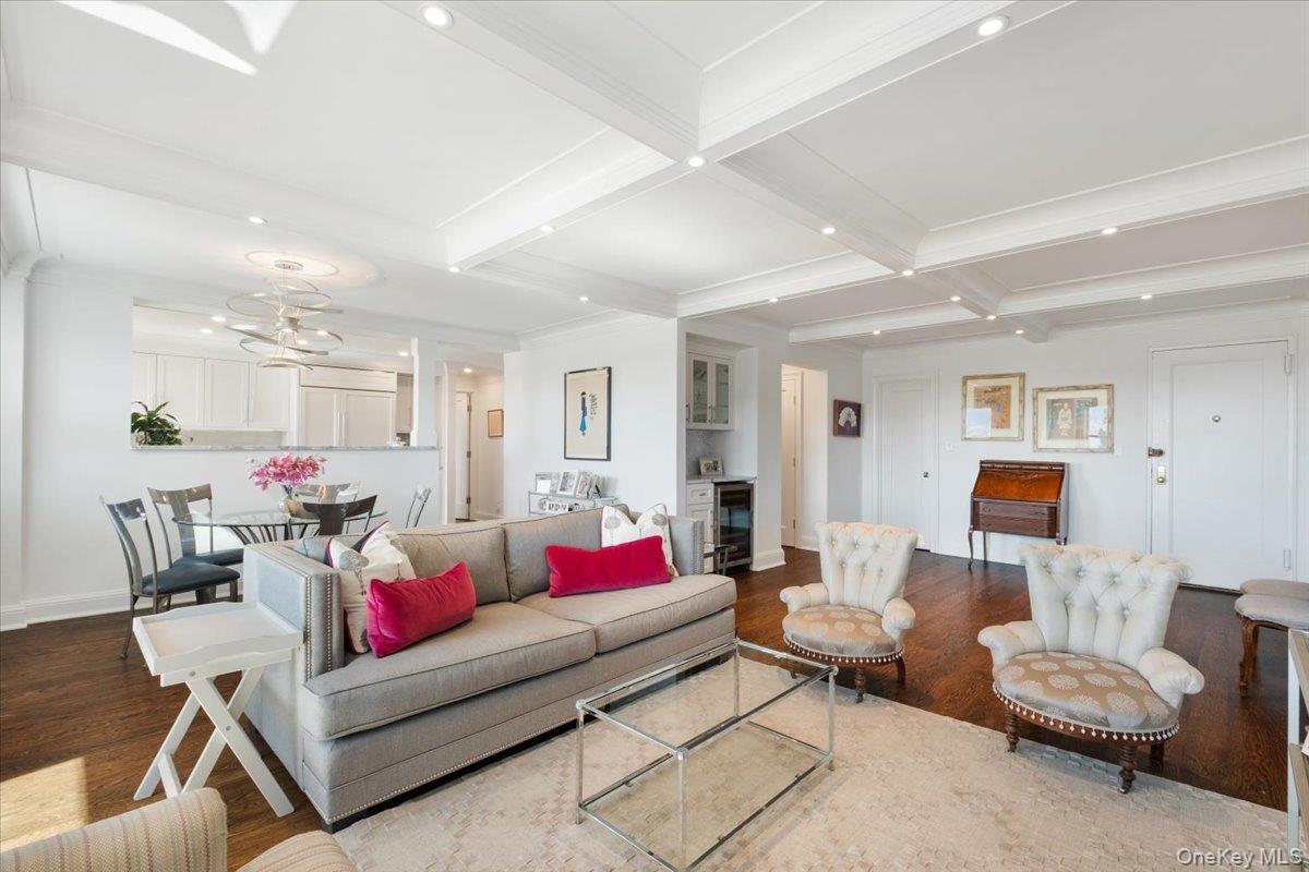 3 Washington Square 6b Property Photo 7
