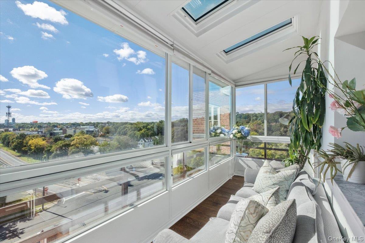 3 Washington Square 6b Property Photo 9