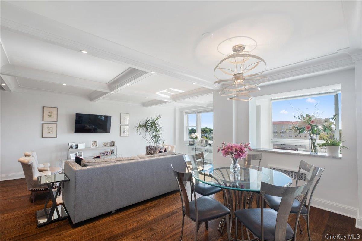 3 Washington Square 6b Property Photo 10