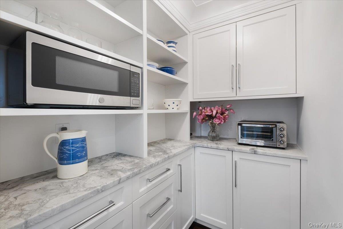 3 Washington Square 6b Property Photo 14