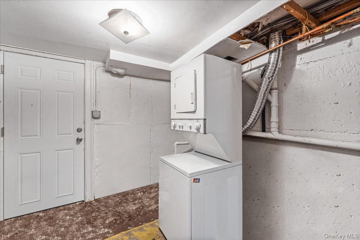 157-59 19 Avenue 2fam Property Photo 24