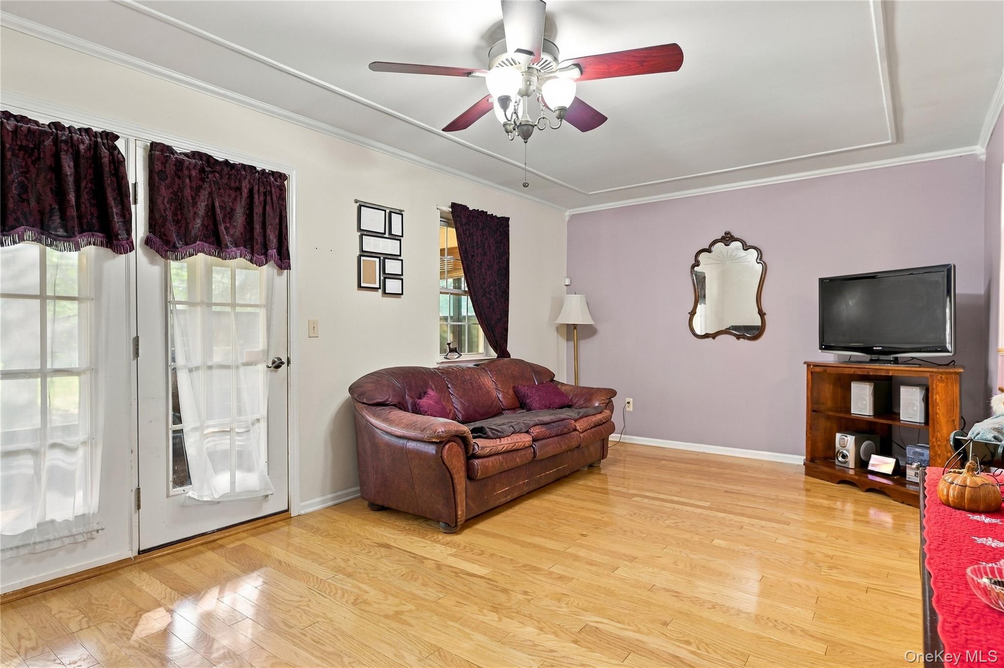 18 Autumn Leaf Court Property Photo 8