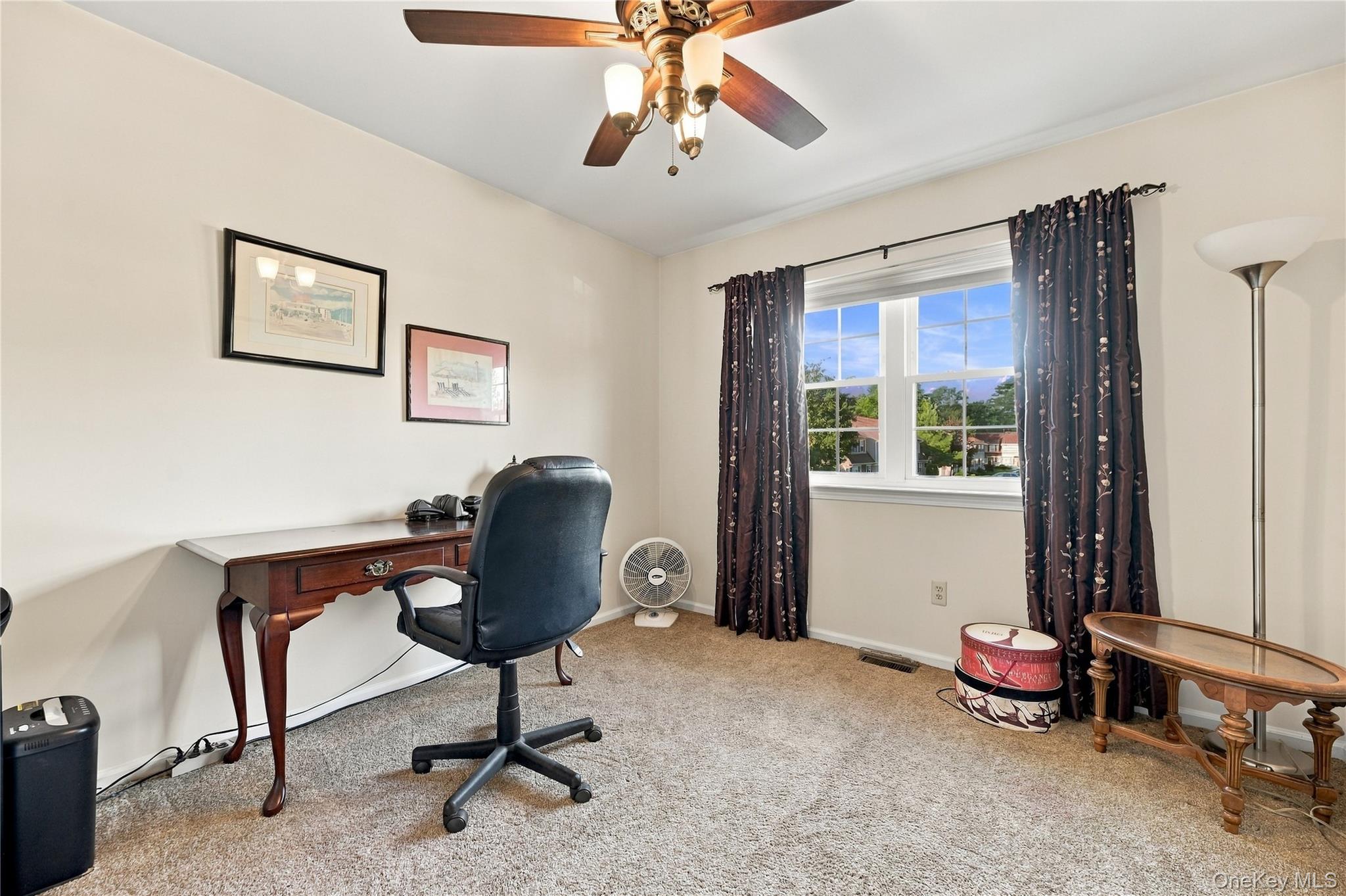 18 Autumn Leaf Court Property Photo 16