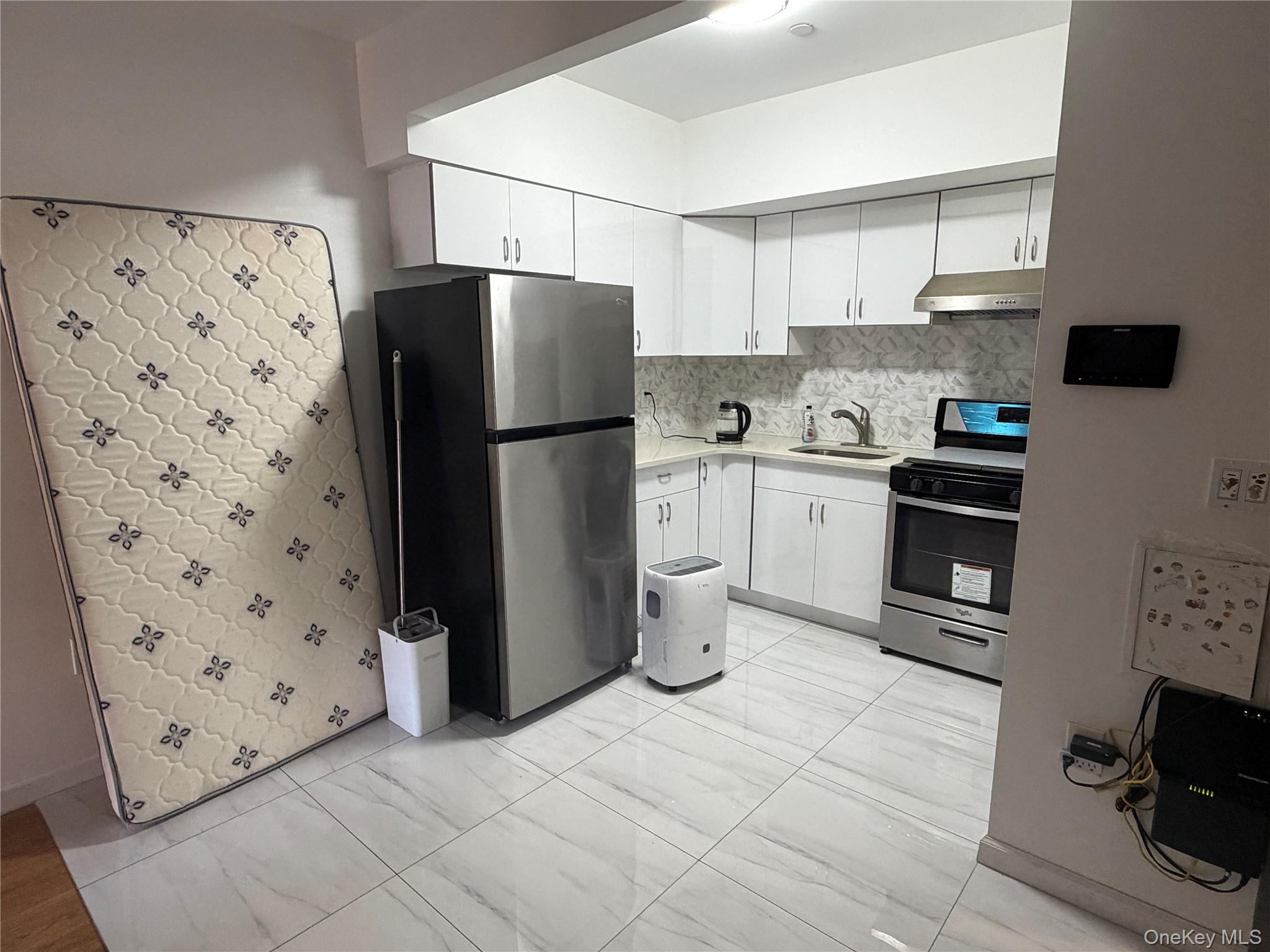 13221 Avery Avenue 4B Property Photo 1