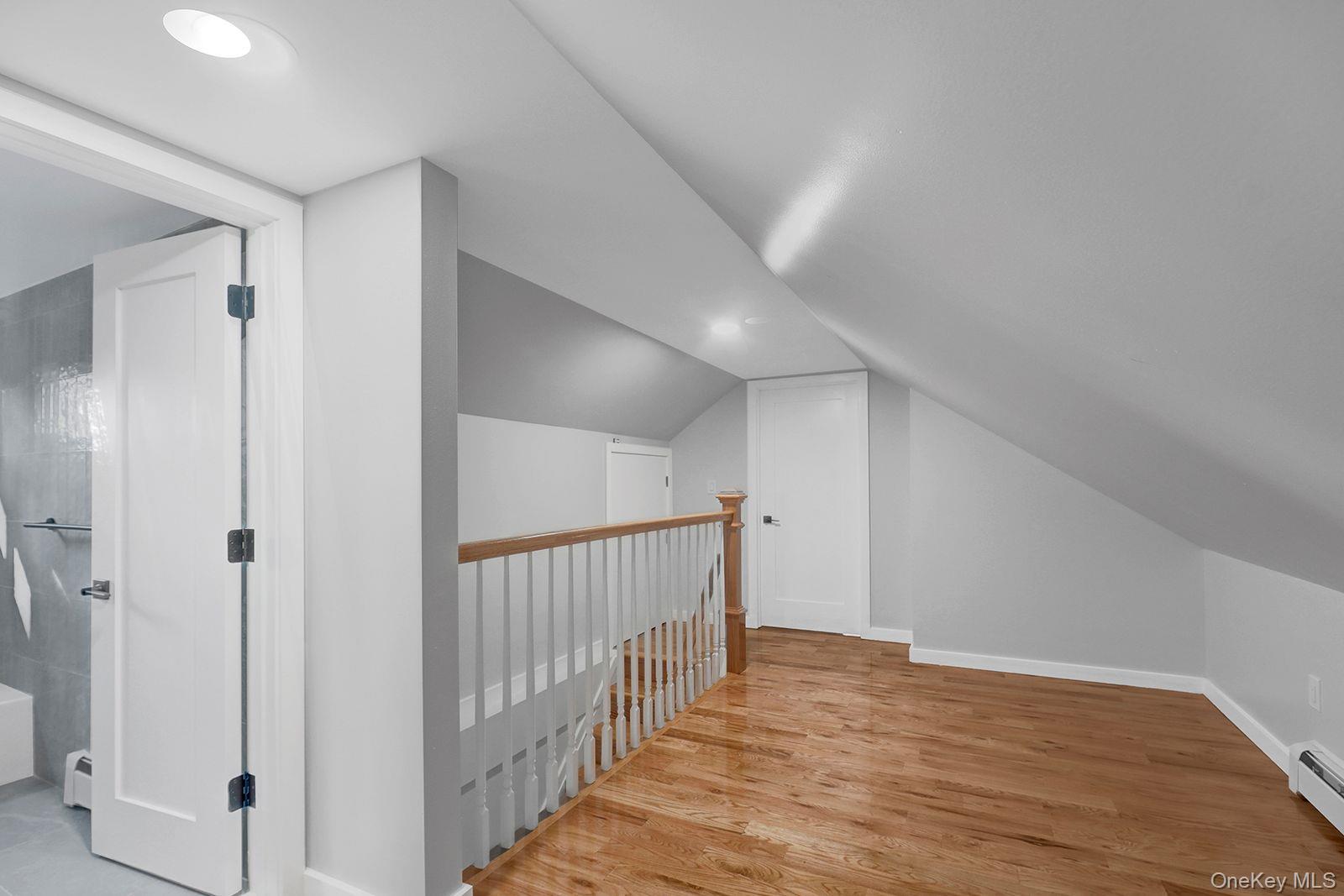870 Southern Parkway Property Photo 14