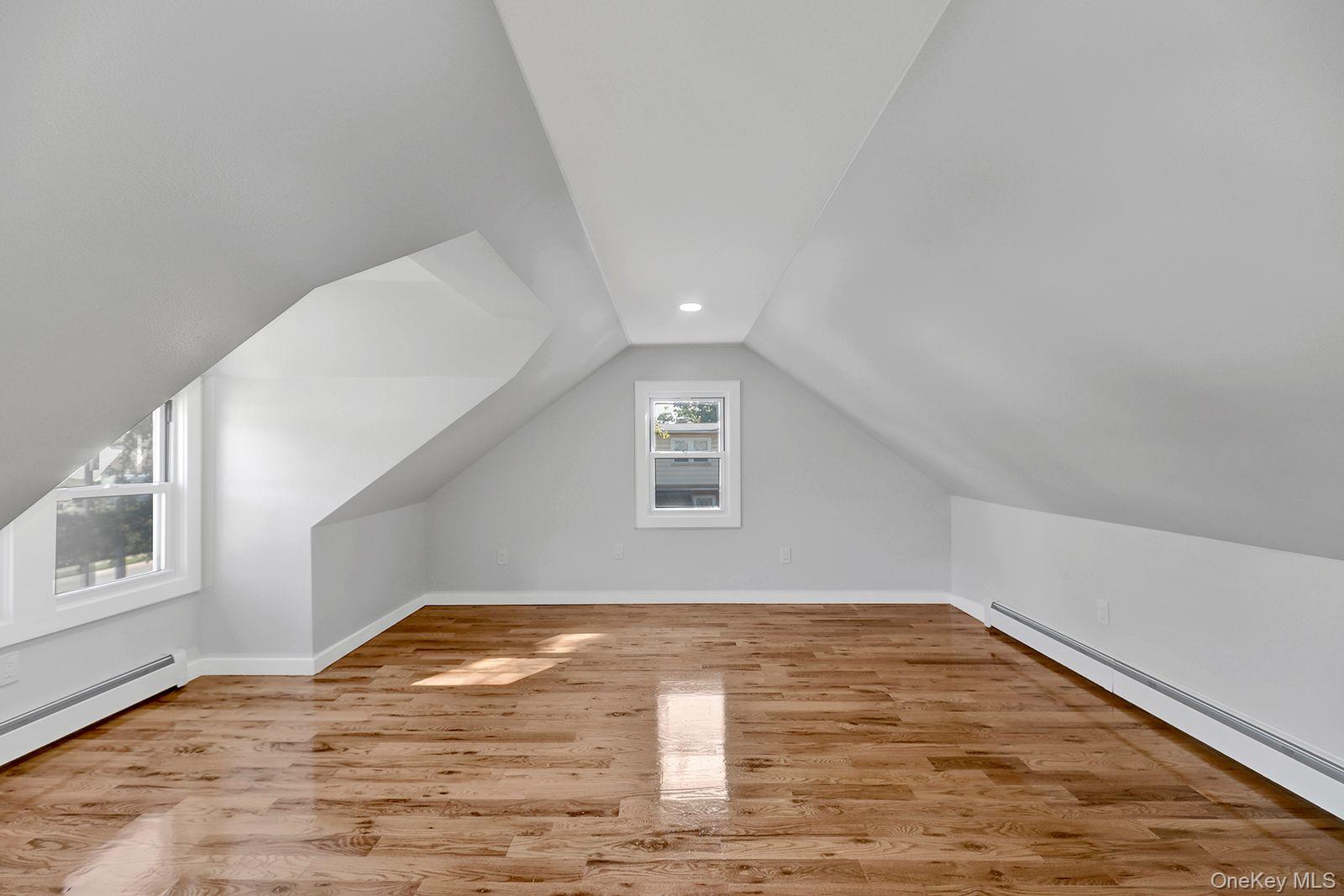 870 Southern Parkway Property Photo 17