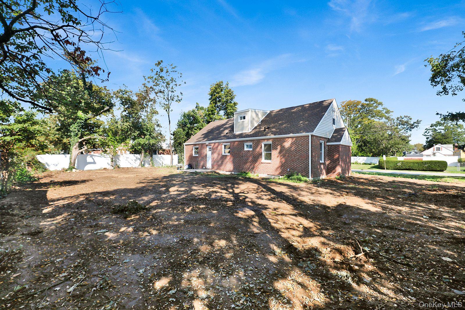 870 Southern Parkway Property Photo 22