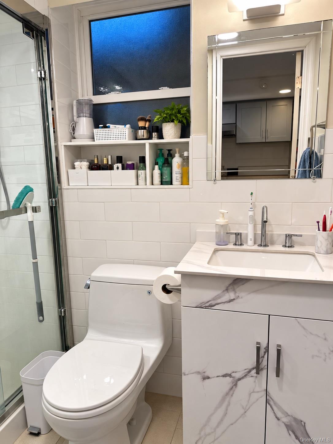 1842 Paulding Avenue Property Photo 7