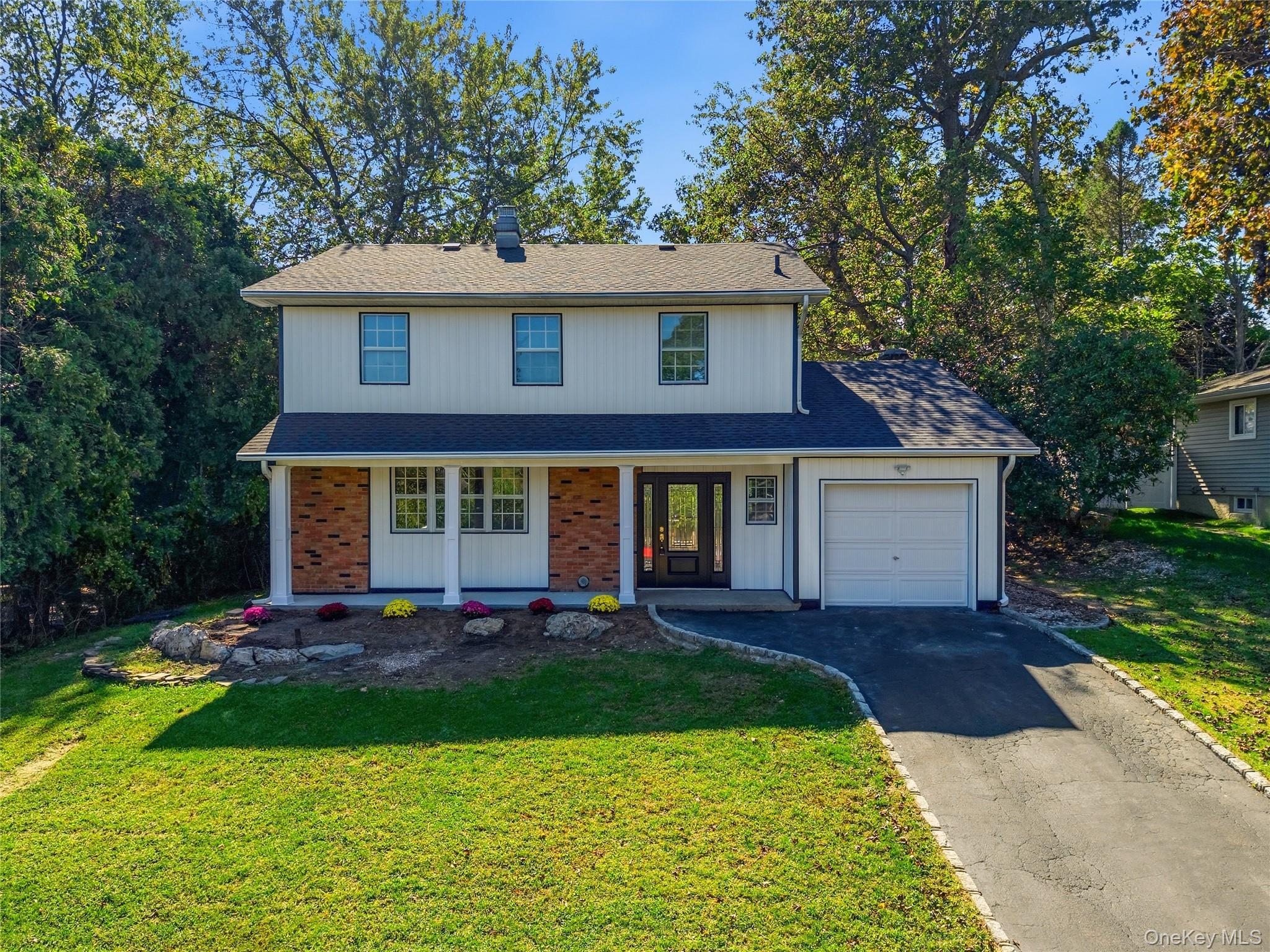 4 Deepdale Drive Property Photo 1