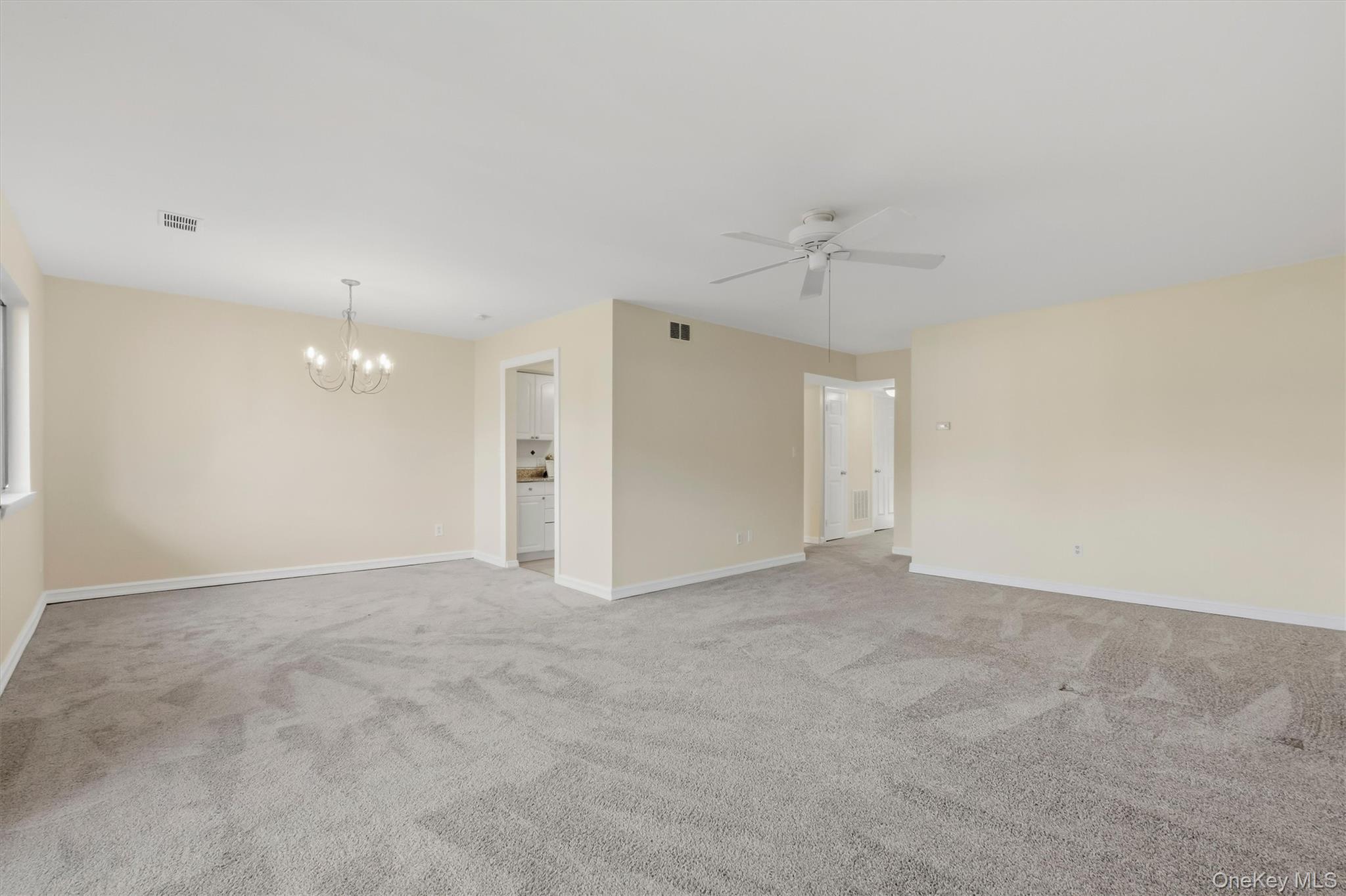 401 Cherry Hill Drive Property Photo 6